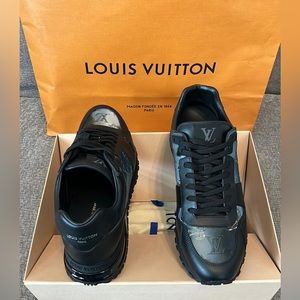 AUTHENTIC LOUIS VUITTON SNEAKERS. NEVER WORN